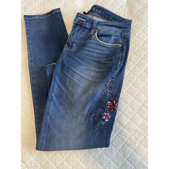 White House Black Market Jeans Woman's Size 0 Blue Denim Floral Embroidered